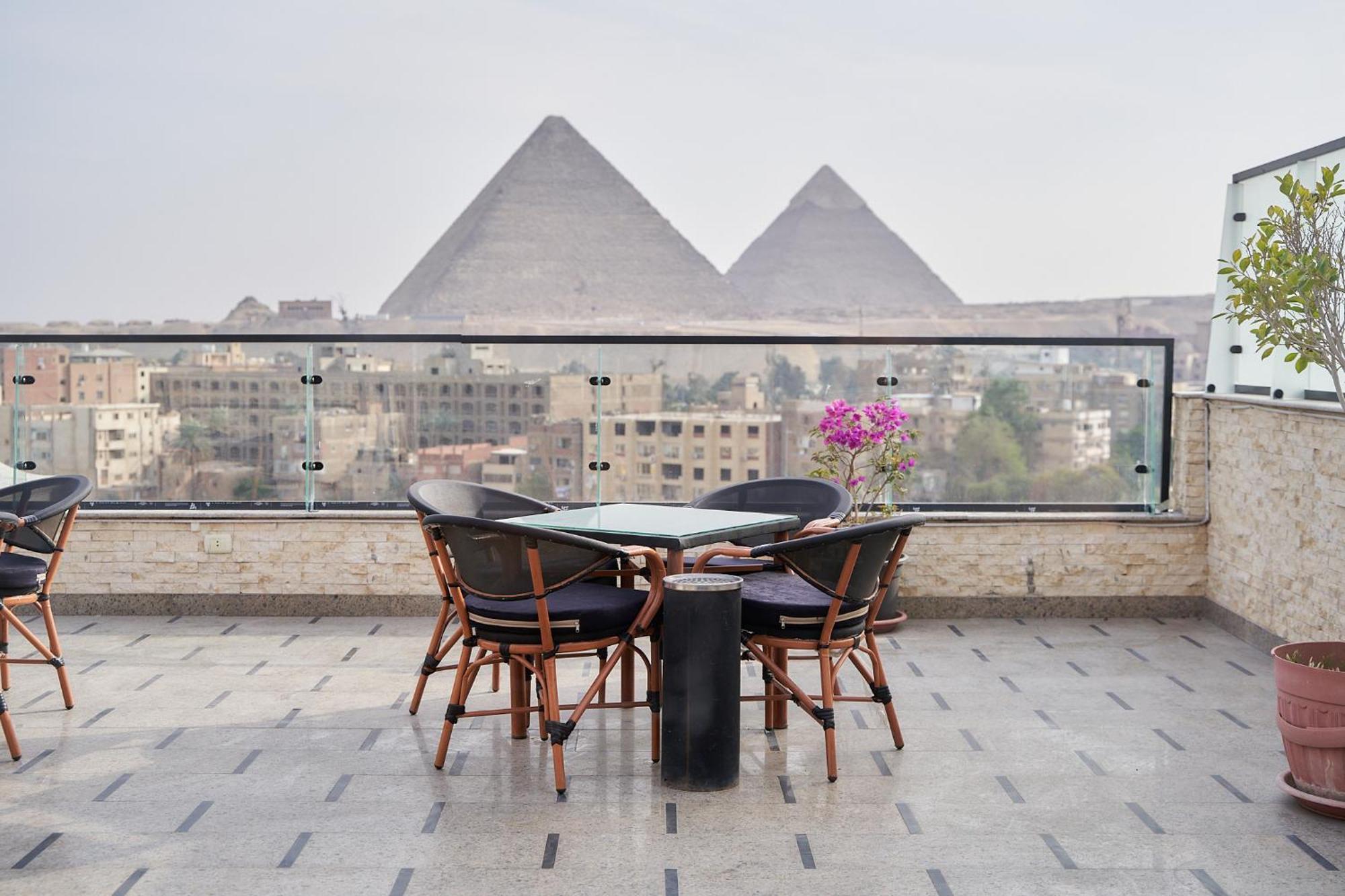 New Top Pyramids Hotel カイロ エクステリア 写真