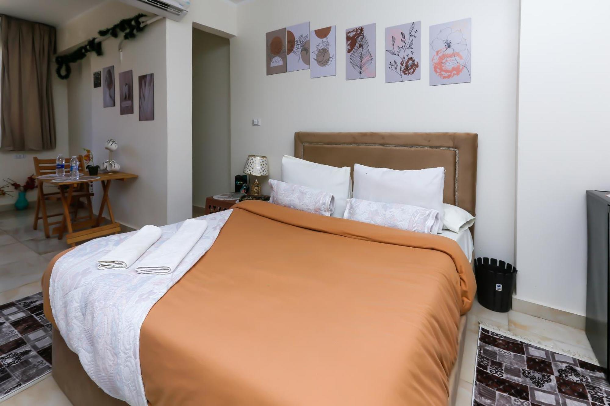 New Top Pyramids Hotel カイロ エクステリア 写真